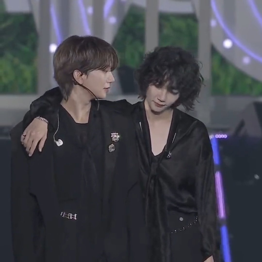 12gomugong30's tweet photo. 아!!! 행복해시발 https://t.co/6gBSb8nB6r