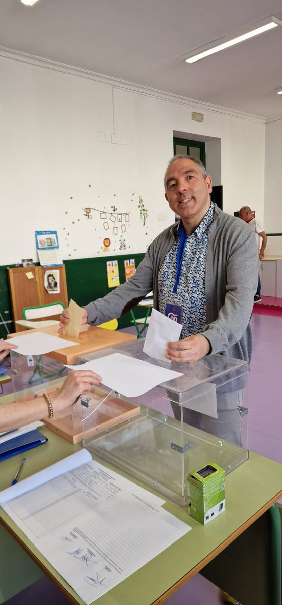 Nuestro candidato a la alcaldía por el Partido Popular de Sestao <a href="/JuanMan41305145/">Juan Manuel Muñoz Cordoba</a>, se dirigió a votar a primera hora de la mañana.
