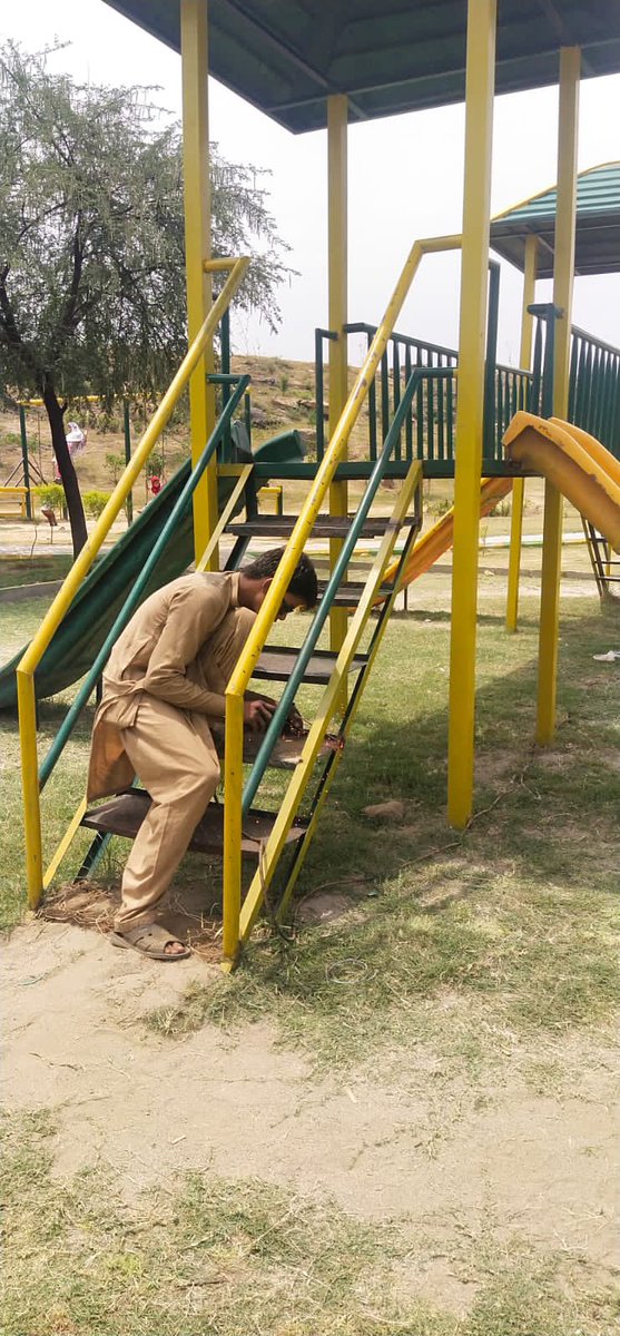 Noormengal_'s tweet photo. Teams are on site to get it fixed. One officer suspended for not taking care of the park. https://t.co/FnVbSda1LA