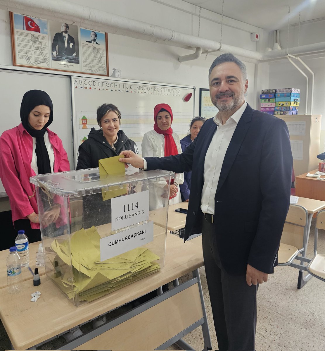 gokhansaricam's tweet photo. Oyumuzu kullandık.

Vatana, millete, memleketime hayırlı olsun. 🇹🇷 https://t.co/OxXAhfCU1U