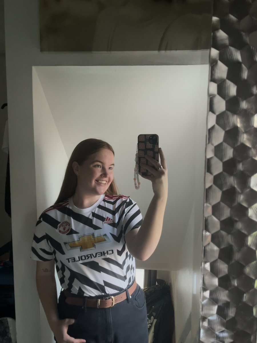 Good morning reds! Happy gameday🔴 here we are the final game of the PL season feel so proud of what the team have achieved so far! Won’t be able to watch as I’m at work but I’m hoping despite champs league being secure we can still get the final win! United 🇾🇪 #MUFC #MUNFUL