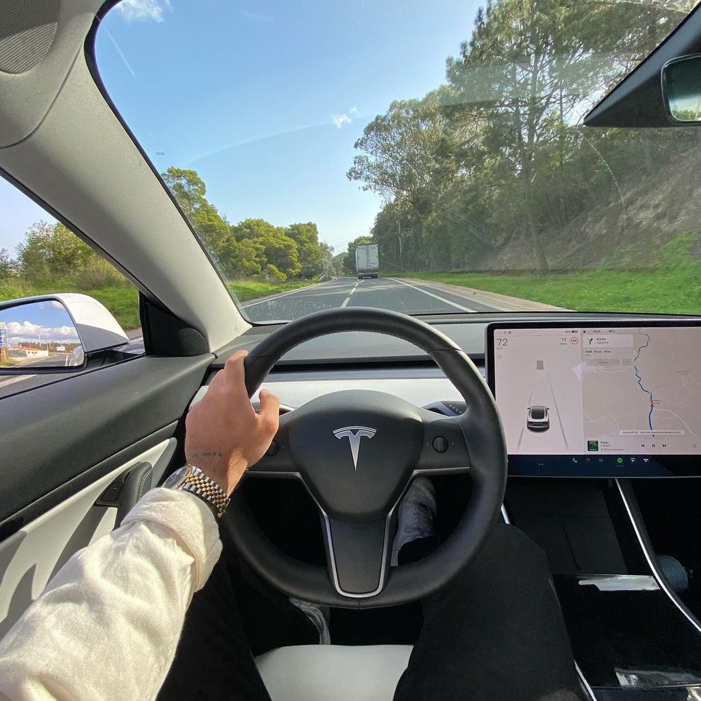 SamEllard_'s tweet image. Powerbank application post 🔋