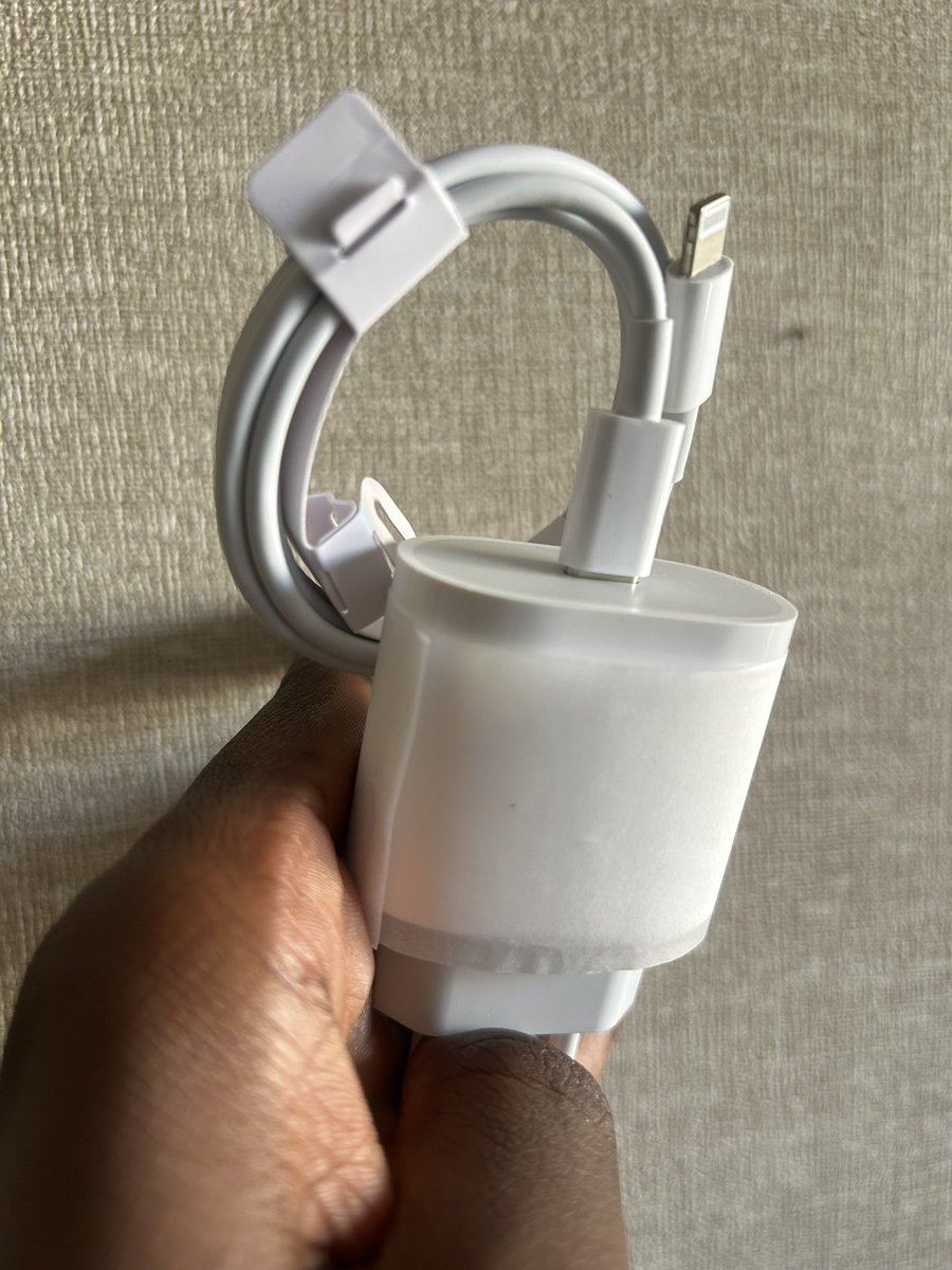 20W Charger 
USB C to Lighting 
USB C to USB C