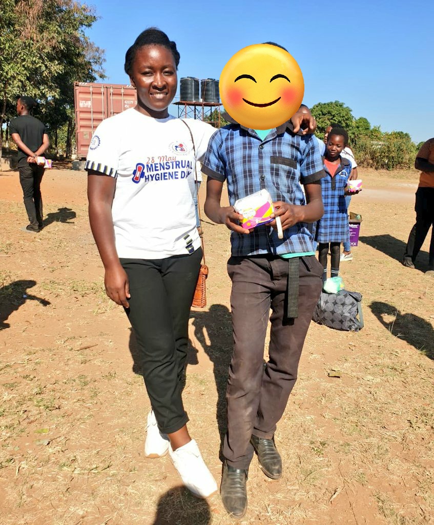 Madam am also Chibwe so give me a pad 😍
#MenstrualHygieneDay23 
'Making menstruation a normal fact of life by 2030'
#WeAreCommitted