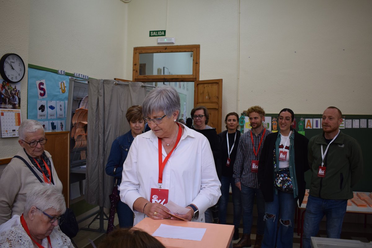 eualgemesi's tweet photo. 🗳 Votat amb alegria per una ciutat oberta, viva i tolerant. Estem orgulloses d'Algemesí! 😊✊❤️
La nostra faena #LaNotesTU #IU28M https://t.co/Y5Sn38R9iW