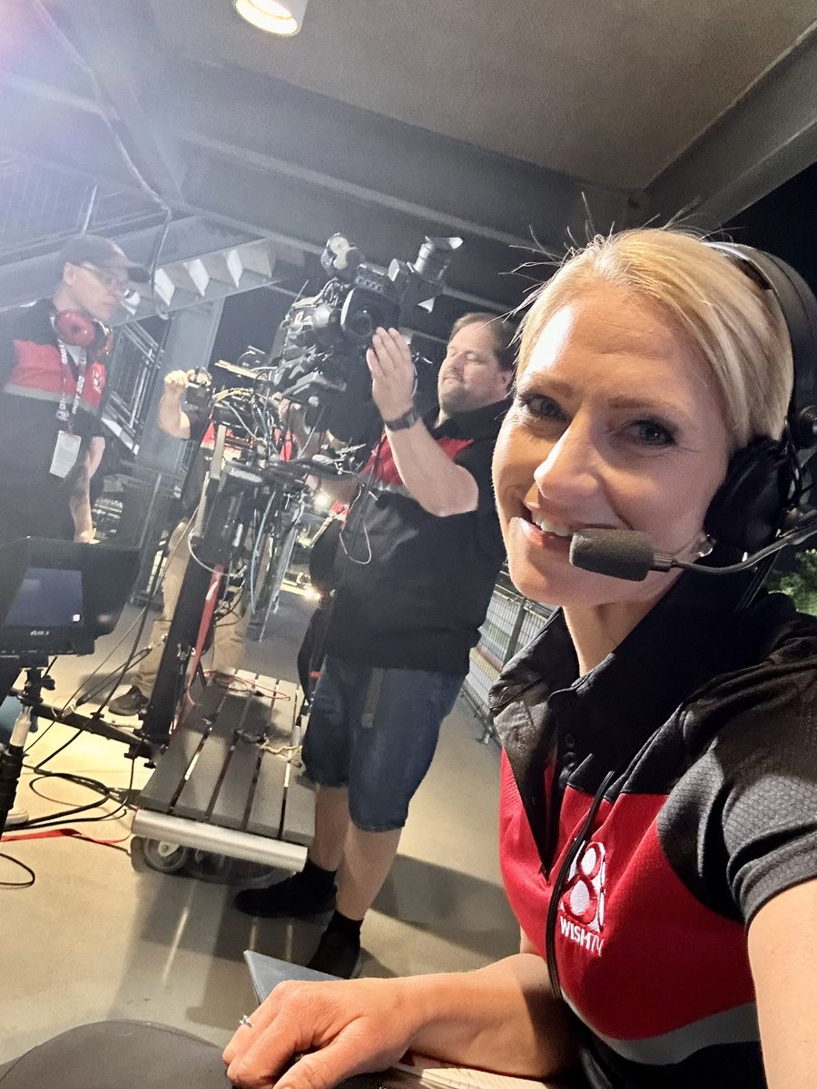 Welcome to my office for the day! I love how the view and energy transitions from the dark of morning to the gates opening and every tradition beyond. #DaybreakRaceday is LIVE for each special moment, story, sight on @WISH_TV.