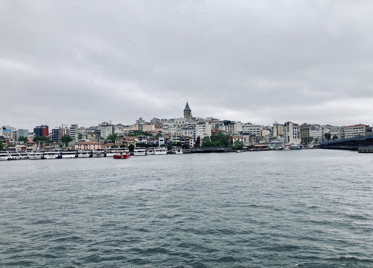 NicolasBourcier's tweet photo. #Elections #2eTour #28Mai Jour de vote bien gris. Fermeture des bureaux à 17h, premières tendances vers 18h30. D’après les spécialistes, on pourrait avoir (le conditionnel va de soi) le résultat plus rapidement que lors du premier tour… À suivre https://t.co/nxZQ0mazzK