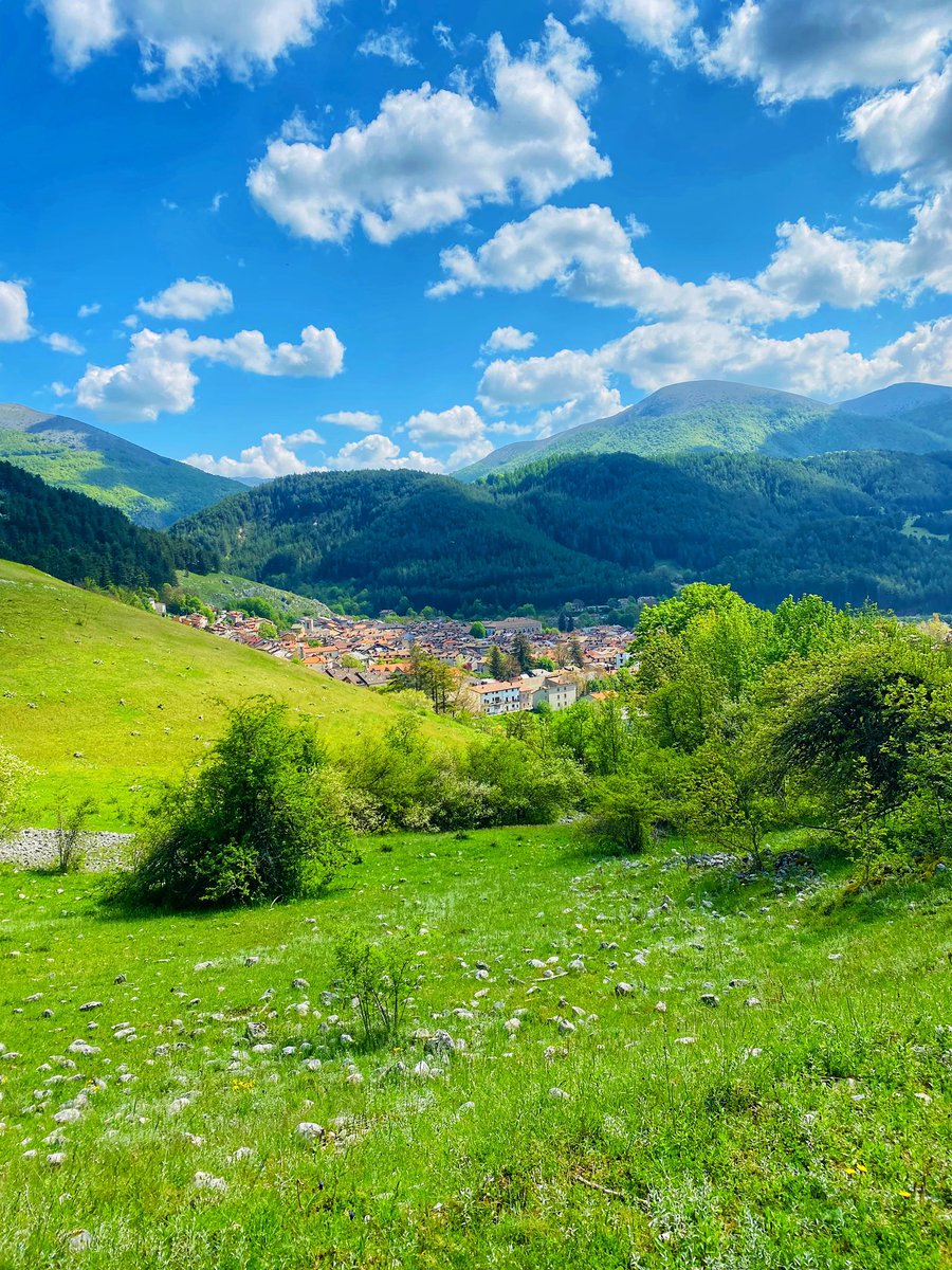 #pnalm #parconazionaledabruzzo #pescasseroli_infoto #pescasseroli #abruzzo #abruzzonationalpark #naturephotography #parconazionaledabruzzo #parcoabruzzo #discovermarsica #yourabruzzo #igers #igersabruzzo #altosangro #paesaggidabruzzo #paesaggiitaliani #abruzzoitaly #radioparco