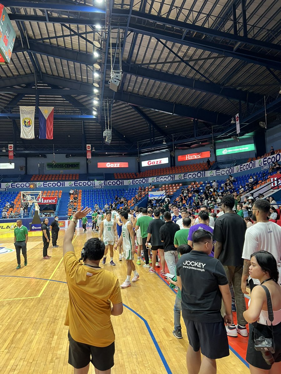 FINAL: Ateneo 59 DLSU 72

The Blue Eagles drop their third straight game in the Filoil EcoOil Preseason Cup after losing to the De La Salle University Green Archers, 59-72.

@TheGUIDONSports 

#FilOil2023
