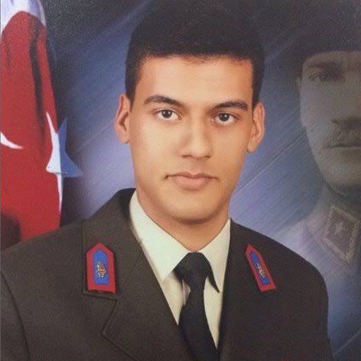 “ Ben Astsubay Çavuş Semih Özbey. 18 Eylül 2015 tarihinde Tunceli-Erzincan karayolunda terör örgütü PKK tarafından kaçırıldım. 14 Şubat 2021'de PKK tarafından kalleşçe şehit edildim. 
Beni unutmayın, Beni kalleşçe şehit edenleri de..”