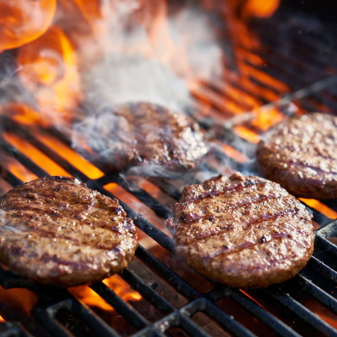 Happy #InternationalBurgerDay! 🍔🥓 Whether it's chicken, beef or lamb, our burgers are made with only the finest quality ingredients. Perfect for the BBQ! 🍴 Stock up on our burger range for Summer! Ideal for freezing >> bit.ly/3MJ6diF