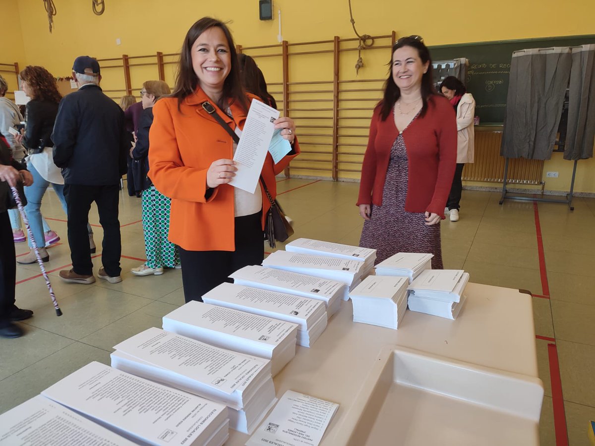 🗳️ Ya he ejercido mi derecho al voto.

Animo a todos los castellanos y leoneses a participar en la fiesta de la democracia.

Gracias a todos nuestros #ApoderadosCS que están velando por que todo funcione en jornada electoral por todo #CastillayLeón. 

¡Vota con conciencia! #28M