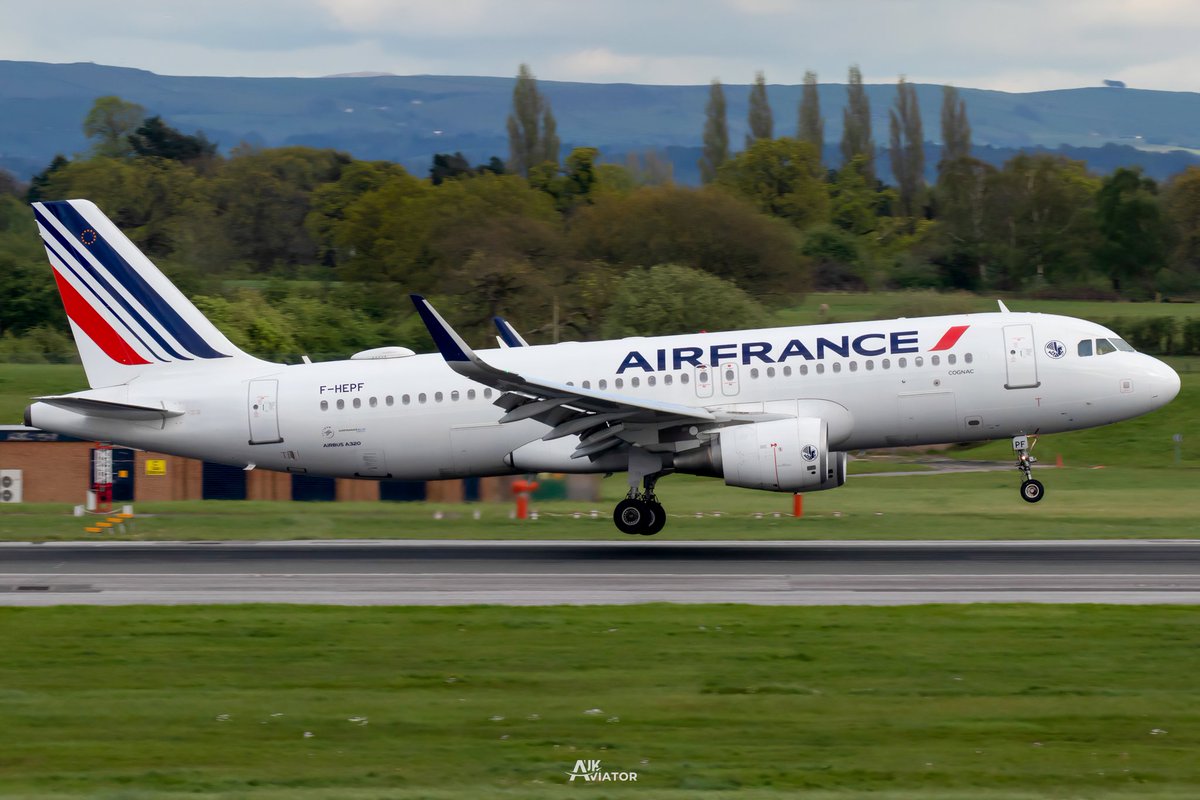 Today’s Post Features Air France A320 Arriving Into 23R Wearing The New ‘Crevette’ Livery  🇫🇷
•
#airfrance #A320 #Airbus320lovers #Airbus320 #proaviation #planesofinstagram #Avgeeks #planespotters #manchesterairport
•
𝗔𝗹𝗹 𝗣𝗵𝗼𝘁𝗼𝘀 𝗢𝘄𝗲𝗻 | 𝗨𝗞 𝗔𝘃𝗶𝗮𝘁𝗼𝗿 ©️