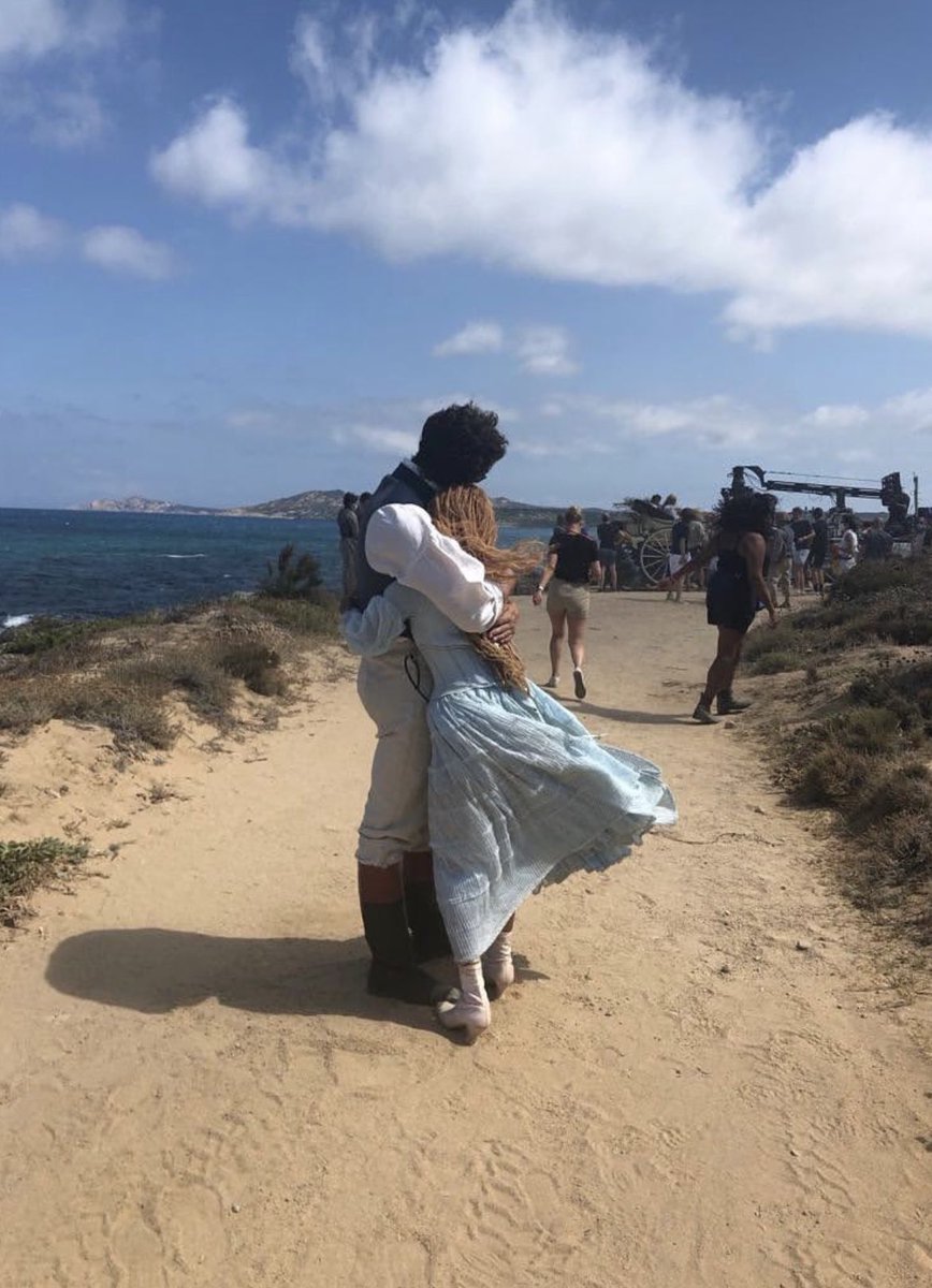 FilmUpdates's tweet image. Halle Bailey and Jonah Hauer-King on the set of ‘THE LITTLE MERMAID’