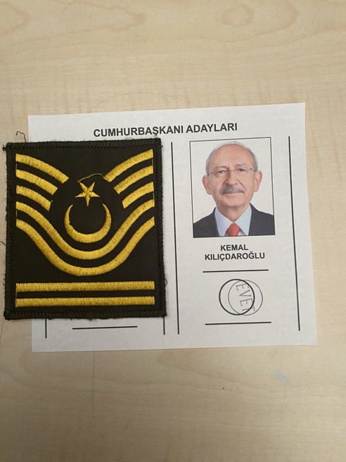 Oy kullanan bir Türk vatandaşın bize gönderdiği mesaj: “Tüm vatan sevdalı astsubaylar için eşim için Sevgiler saygılar”