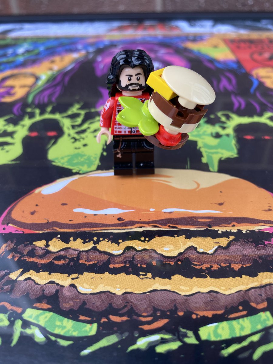 May 28th is #InternationalBurgerDay #nationalhamburgerday 🍔 

(with a nod to the @MEATLiquor @Studio666Movie burger)