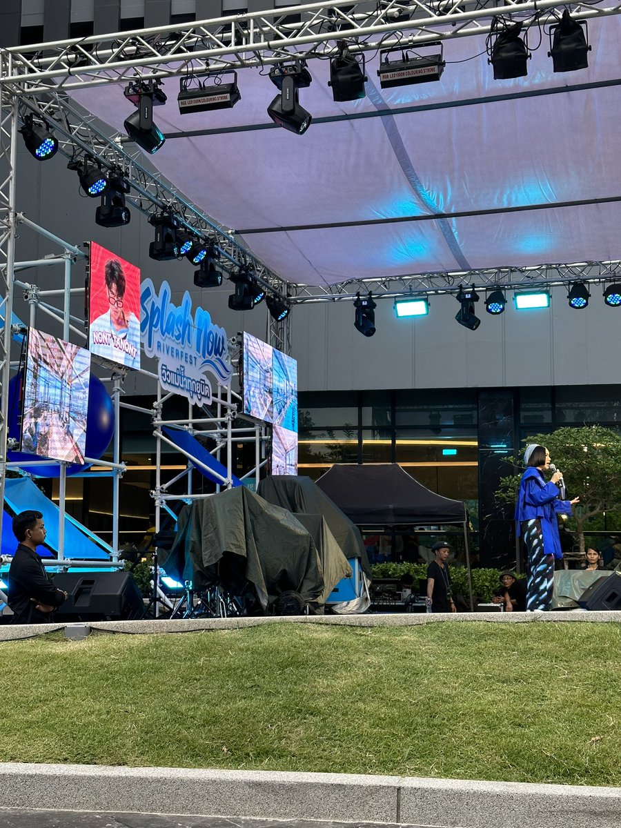 DSine_npd's tweet image. กินติมรอ #NONTTANONT  กงนี้น้ะ 🤭
🤍✨
#AnandaUrbanCaravan 
#AnandaDevelopment 
#IdeoCharan70