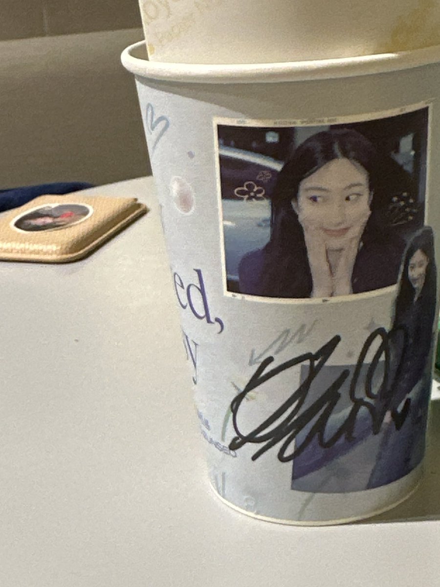 헋헋 카페써드 주최자님 감사해용🫶🏻🩵🩵🩵