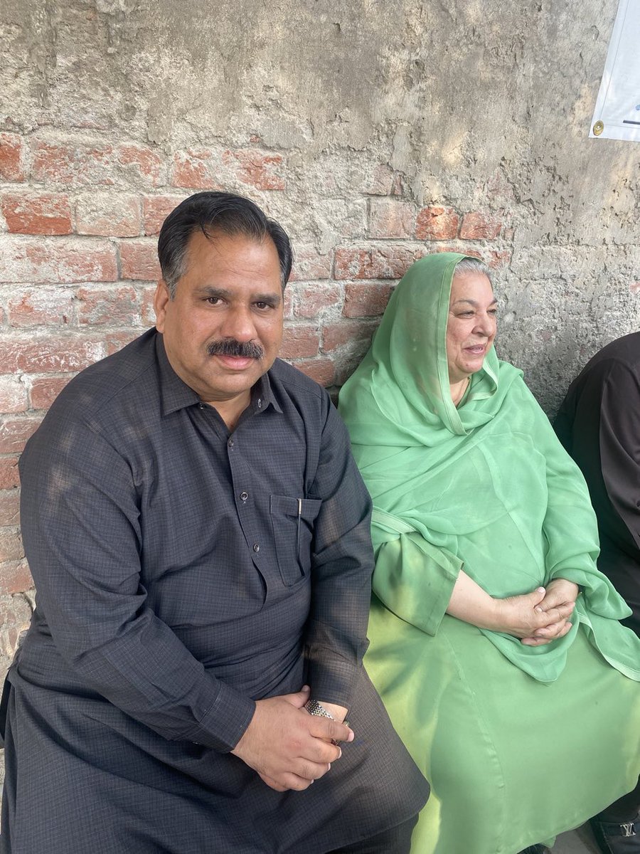 ARYSabirShakir's tweet photo. محب وطن بے داغ  ایماندار پاکستانی ہونا کتنا بڑا جرم ہے ؟ https://t.co/fUx3OYKdfX