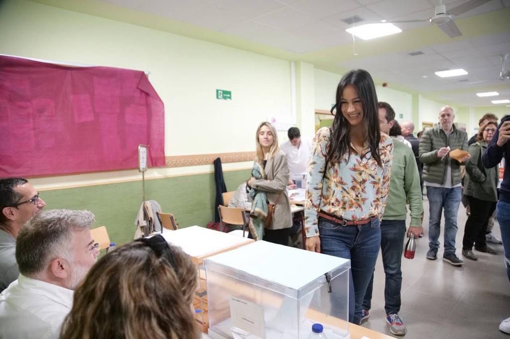 Llegó el día, madrileños

El día para demostrar lo exigente que eres, que no te conformas

El día para votar lo que quieres de verdad, porque ese es el único voto útil: el que te convence a ti

El día que los liberales volveremos a ser clave en Madrid

Disfruta votando
Vota libre