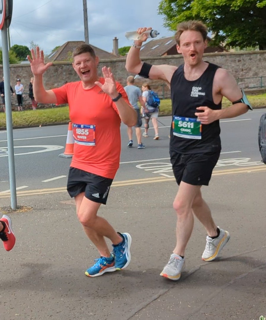 The happiest man in beer/running and the grumpiest man in beer/running smashing it at #EMF2023 marathon 🥳