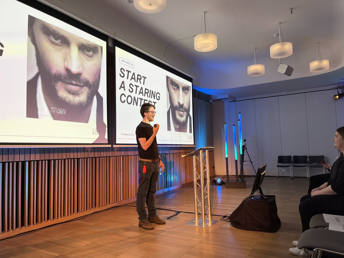 Good morning my friends. Wishing you all a Sunday filled with happy and special moments. Have a blessed day. Many hugs for everyone. #JamieDornan 😘💋❣️❣️😍😍❤️💖🥀🥀💝🇱🇷♥️