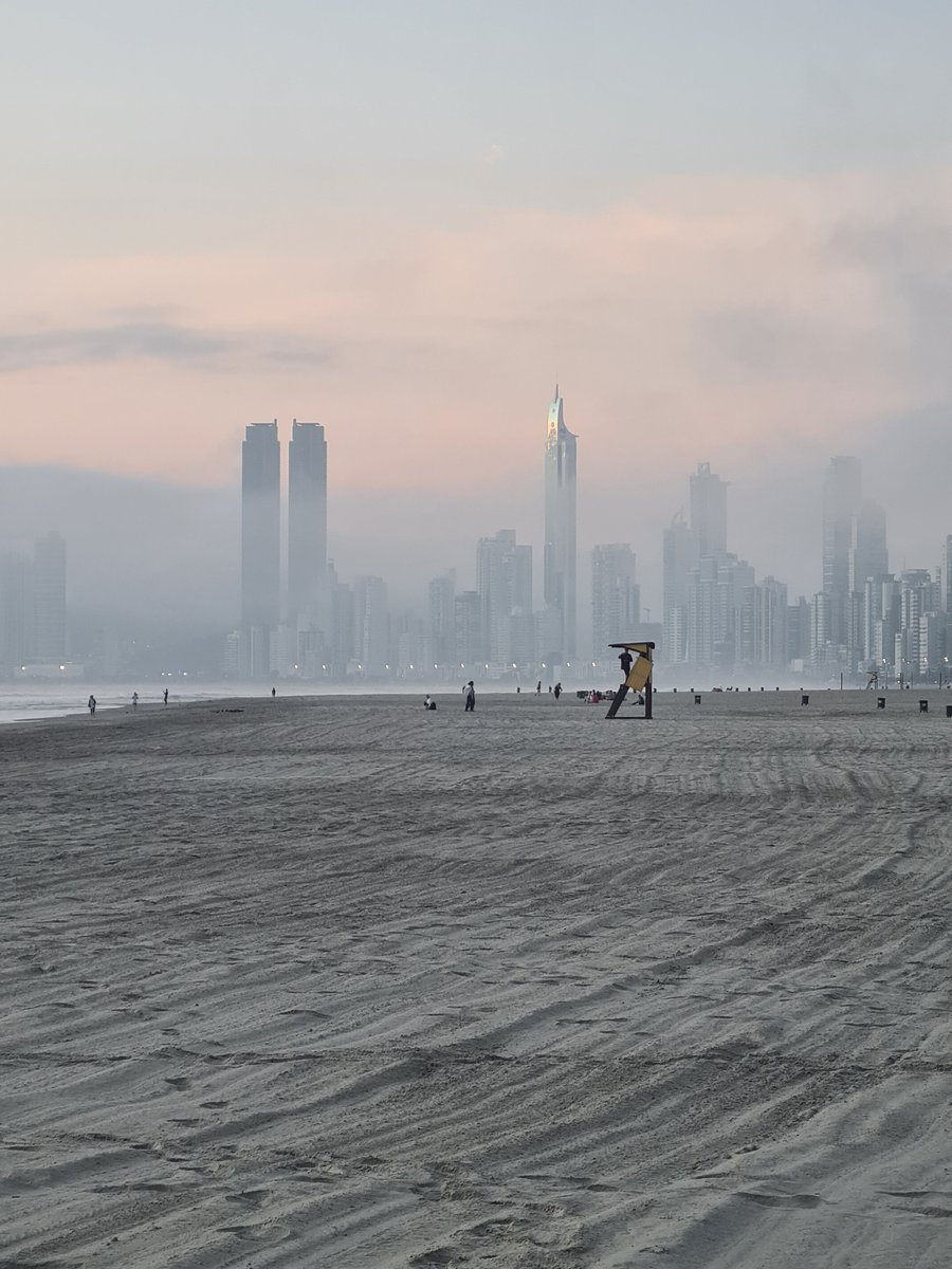 odanielscott's tweet image. Falaram que eu tenho dissonância cognitiva por achar que Balneário é o Brasil que deu certo.

Se isso é estar errado, eu prefiro não estar certo 🤗