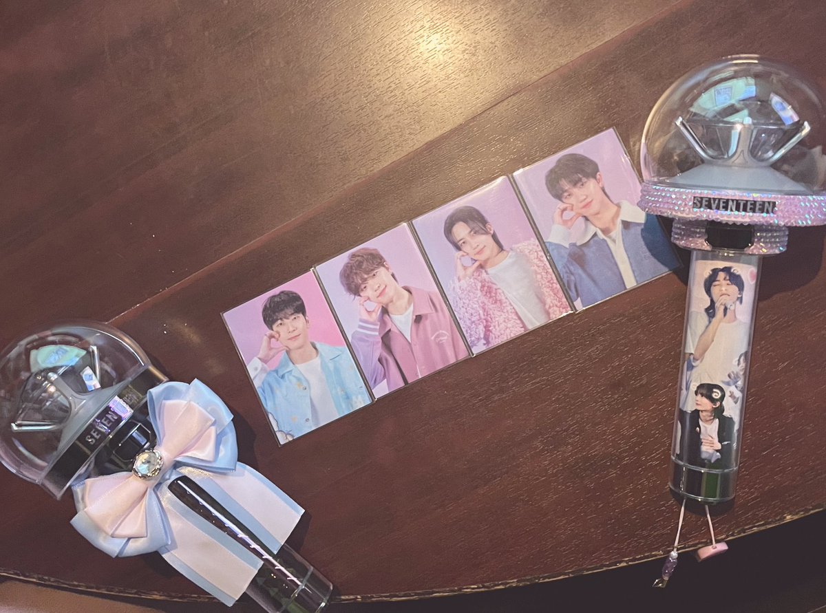_haniiii_n's tweet photo. 昨日はせりなちゃんとドーム行ってきた✨FC特典無事お互いの推し手に入って、トレカもたくさん交換してもらえて楽しかった〜\(｡˃ ᵕ ˂ )/ ✧*｡ https://t.co/v60Dh0iZcr