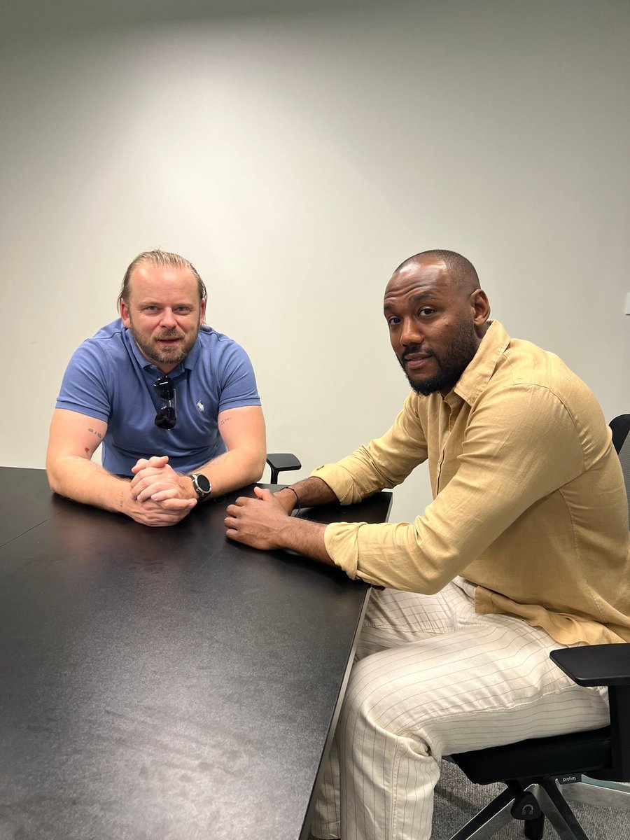 KevinTheophile's tweet photo. Heart to heart with #alenlesicki reflecting on my journey at @gnkdinamo 
To Read : https://t.co/oHEF6ZH3o7 https://t.co/S4pKDYTjkg