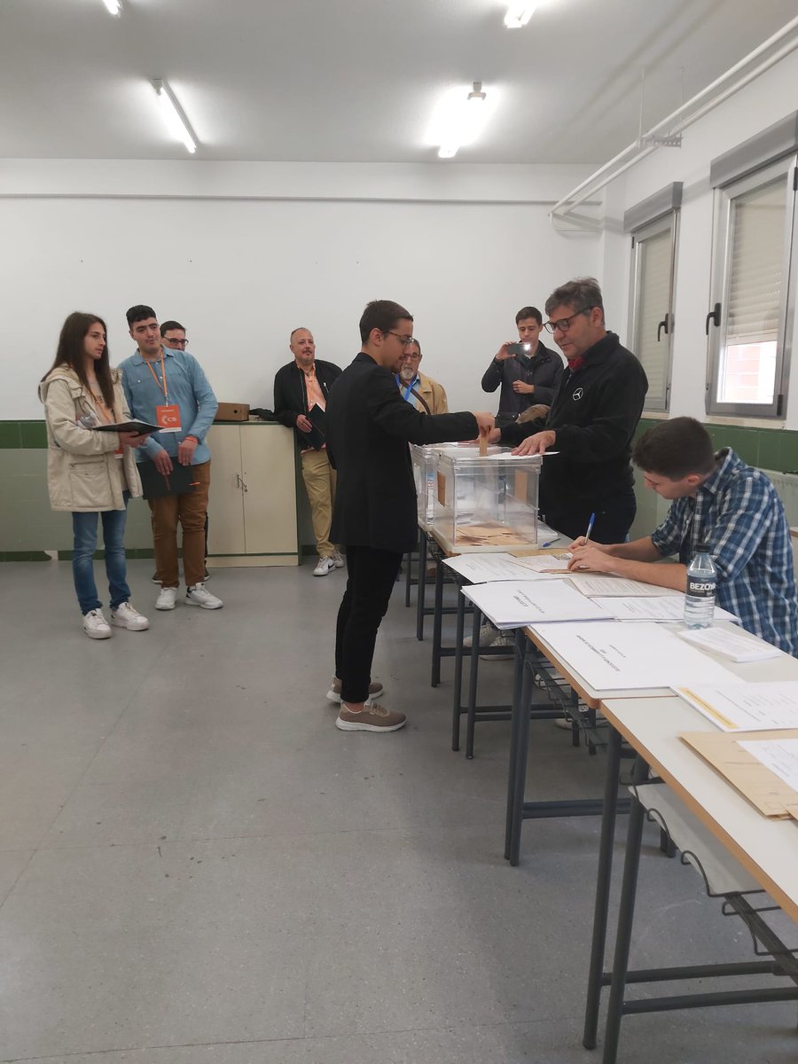 AVE FÉLIX 🐦‍🔥 tweet media