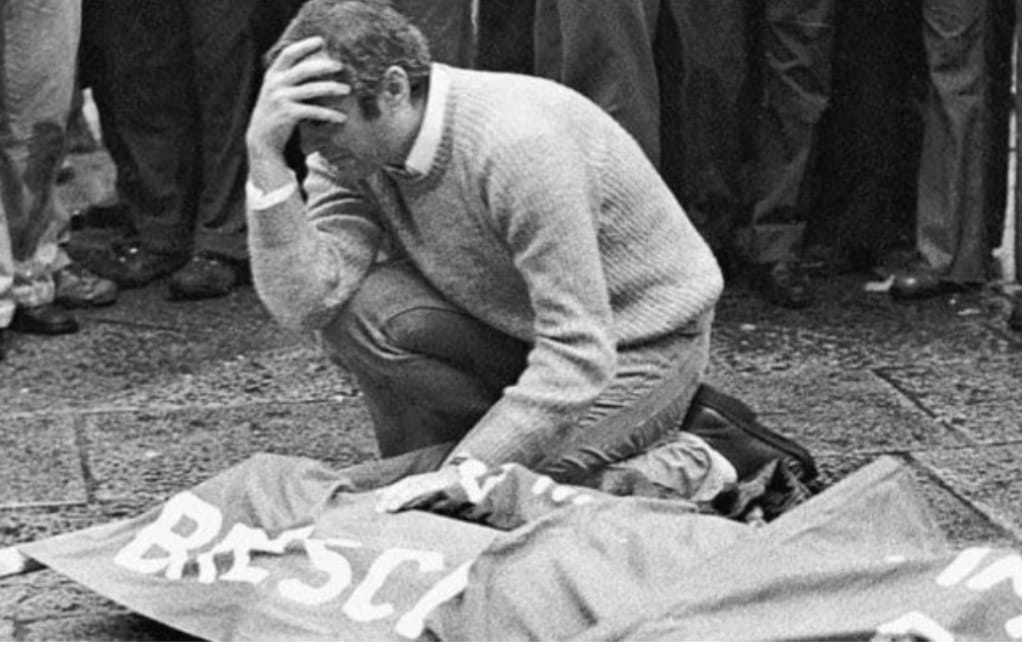 49 anni fa a Brescia, la strage di  #PiazzadellaLoggia fu un attacco terribile alla democrazia e alla libertà del nostro Paese. Oggi, come allora, è importante riflettere su quella tragedia riaffermando il nostro impegno per la verità e la giustizia.