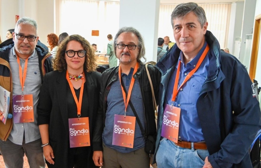 MesGandia's tweet photo. La nostra candidata ja ha votat 💪🧡
Hui serà un gran dia 🫶
#SomComTu 💚🧡❤️💜
#MésGandia https://t.co/KrzdjHv1iS