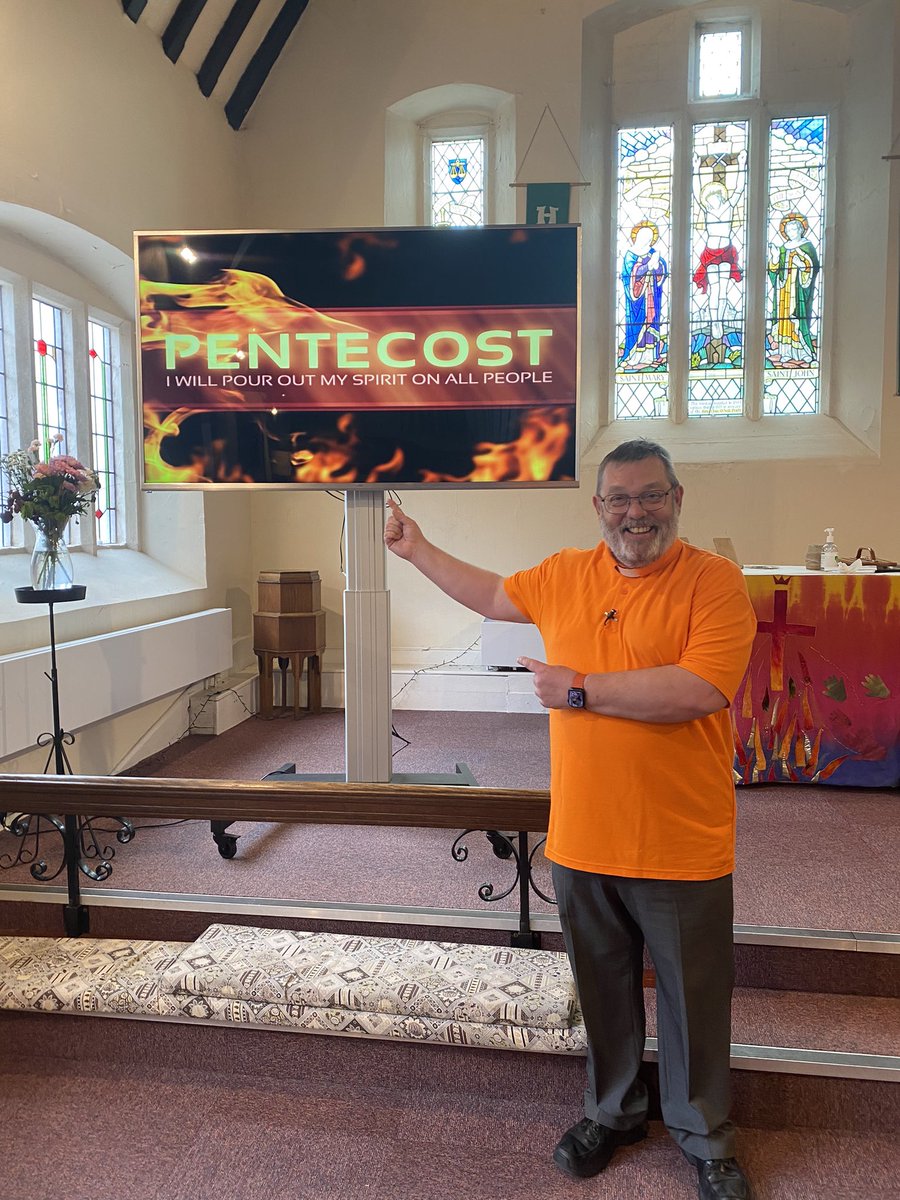 allsaintsmacc's tweet photo. We needed sunglasses in church this morning 🕶️😎🕶️ #Pentecost2023 https://t.co/2611qmuX1L