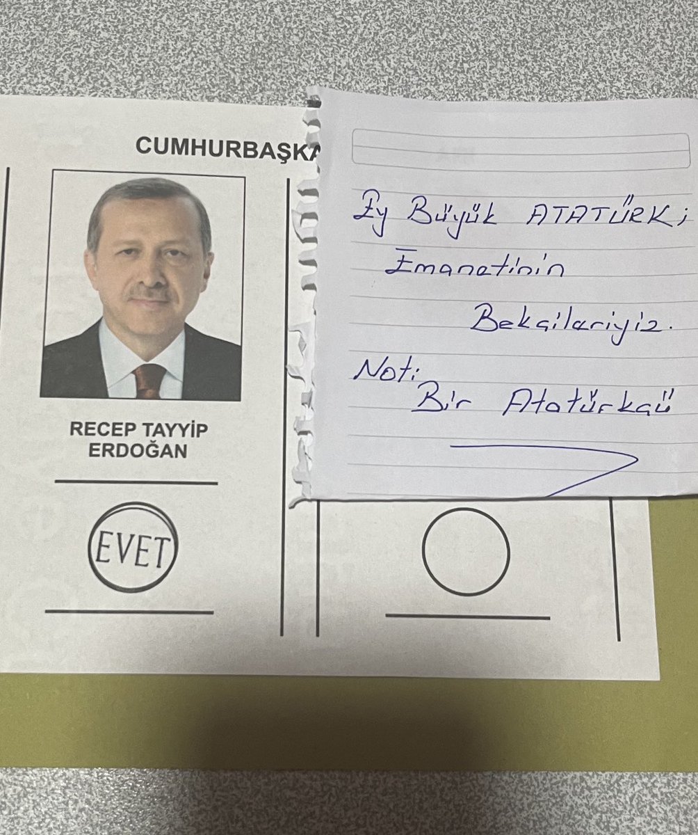 Not: Bir ATATÜRKÇÜ deyip vurmuş mührü küffara vurur gibi 💪🇹🇷 #OyKullan #ilkgünküaşkla #oylarErdogana