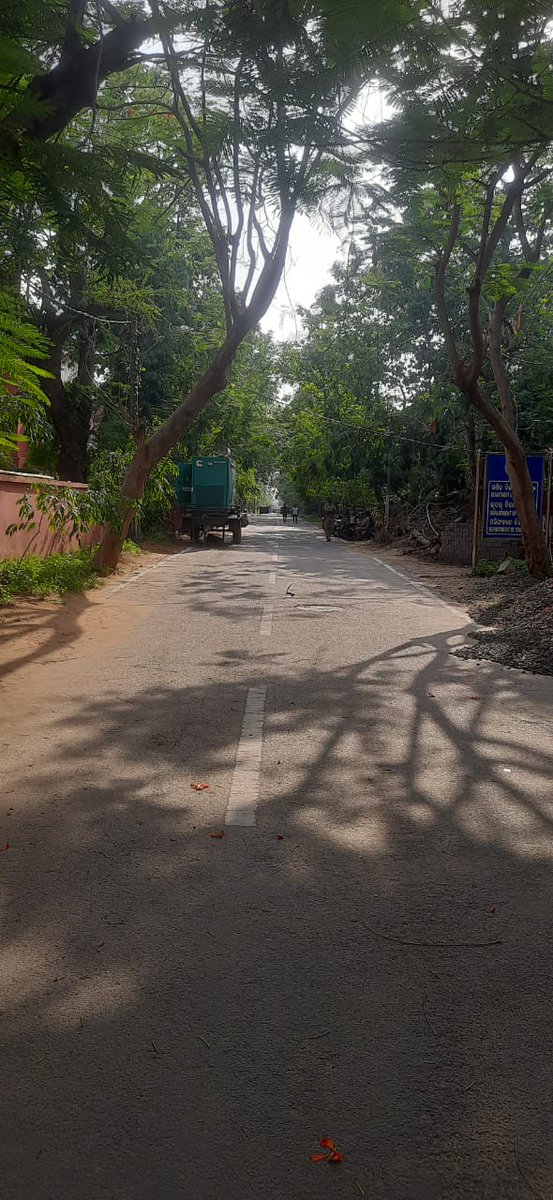 gyana_r_das's tweet image. #MyCollege
#MyPride
These are not cement concrete structures of Raveshaw College, Cuttack, the oldest College of Odisha. This living environment shaped and made us what we are today.