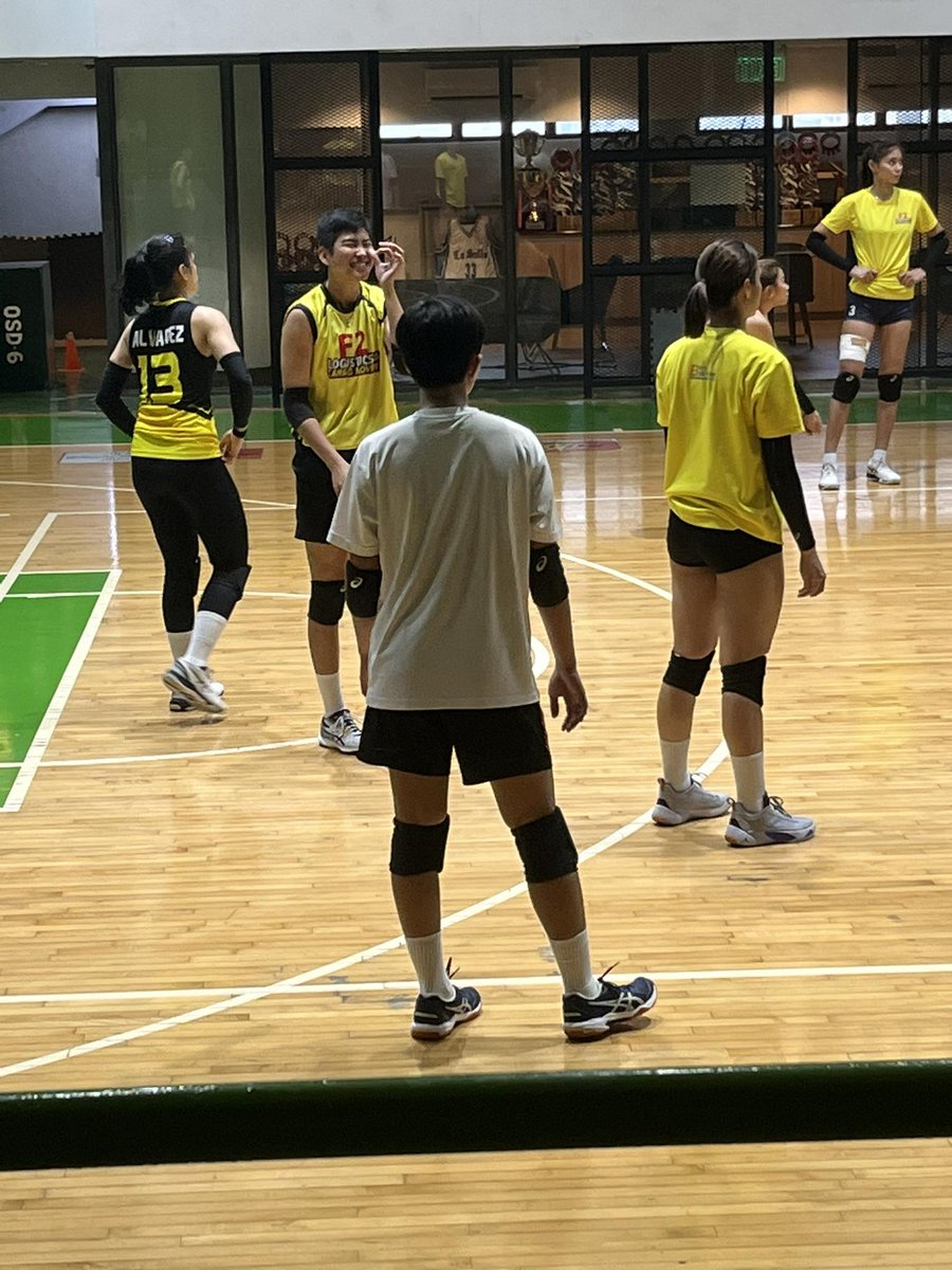 Now it can be finally said...

Welcome to the F2 Logistics Cargo Movers family Jovelyn Fernandez!! 💛💚