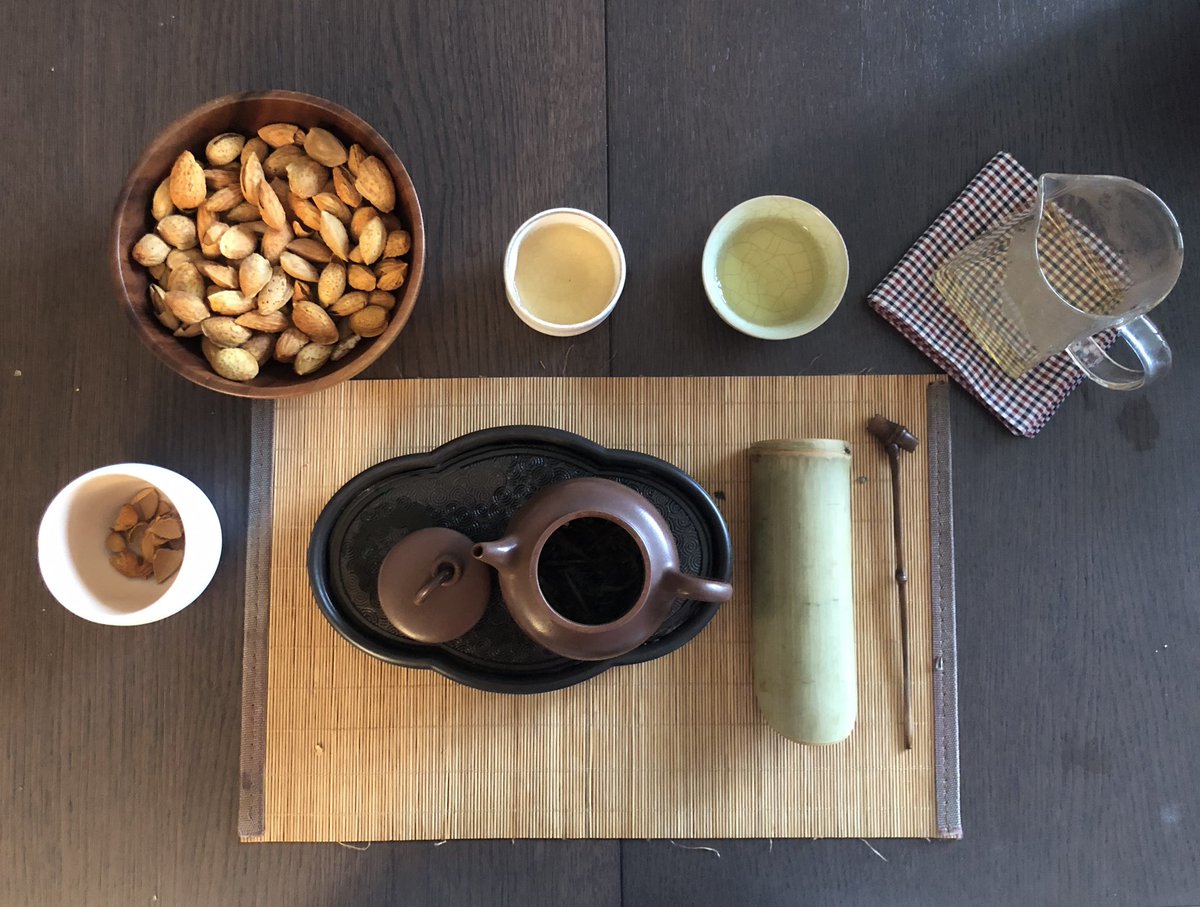 白茶 et amandes de Dunhuang