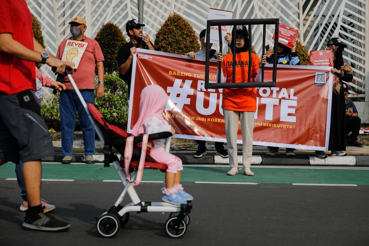 박경신 Kyung Sin Park tweet media