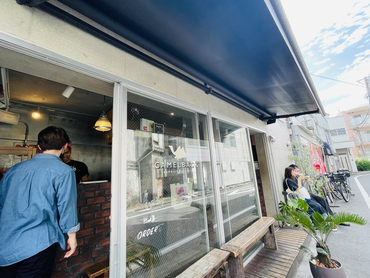 szkaoin's tweet image. 代々木公園でオシャレランチ🥪
かと思いきや、欲には勝てなかった🐟

#camelback
#ひいらぎ