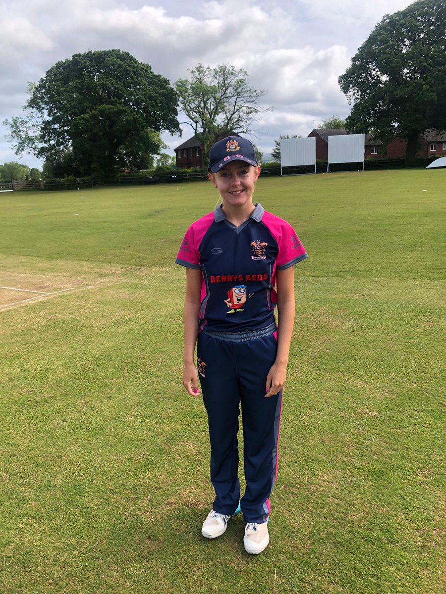 Great win for our Women’s 1st Xl this morning against <a href="/ShiresLadiesCC/">Shireshead Ladies CC</a> . Shirehead were all out for 52 and Blackpool knocked it off in the 16th over. 50 cap for our girl <a href="/karlie_mant/">Karlie Manton</a> 👏🏻👏🏻