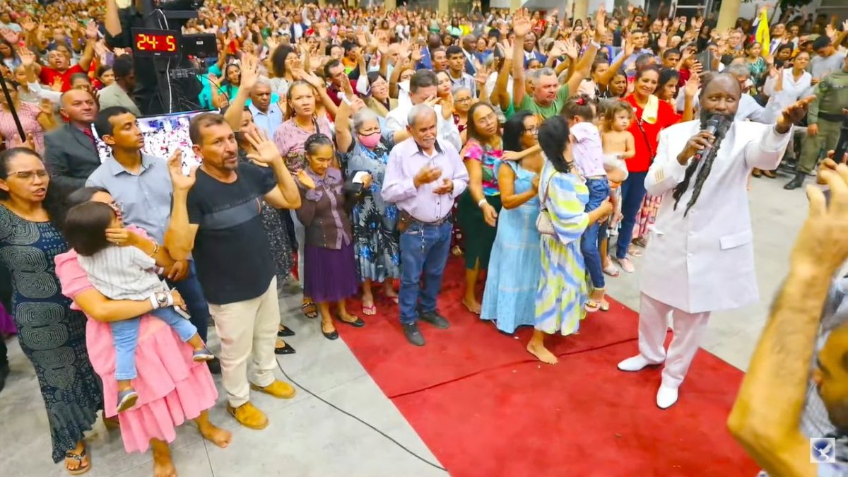 LilyAfuna's tweet photo. St. John 10:11 "I am the good shepherd. The good shepherd lays down his life for the sheep.
St. John 10:14 "I am the good shepherd; I know my sheep and my sheep know me —

#AccomplishedBrazilMission https://t.co/58aQLNLNbC