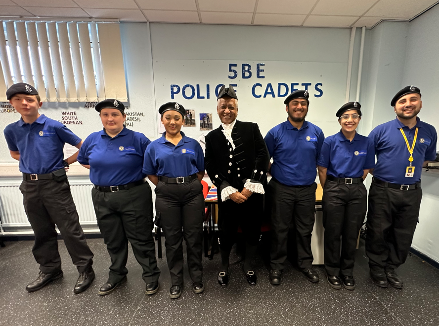 CadetsWMP's tweet image. What an amazing day . The @HighSheriffWM23 came along to meet Cadets and leaders from #5BE #Kingstanding @ErdingtonWMP  &amp;amp; 1BE @StechfordWMP Cadets ......