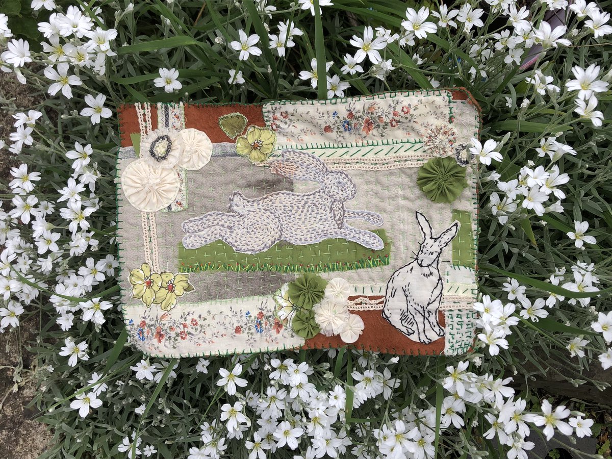 calicoandclay's tweet photo. For sale .Running Hare #slowstitch panel , finding the best background for the piece.#art #craft #sewing #fabric #recycle #nature #stitcher #giftideas #SmallBusiness #madeinBurslem @StokeCreates @MadeinStokeonT @HandmadeHour @EnjoyStaffs @madeinstaffs https://t.co/YgjjpSDZws