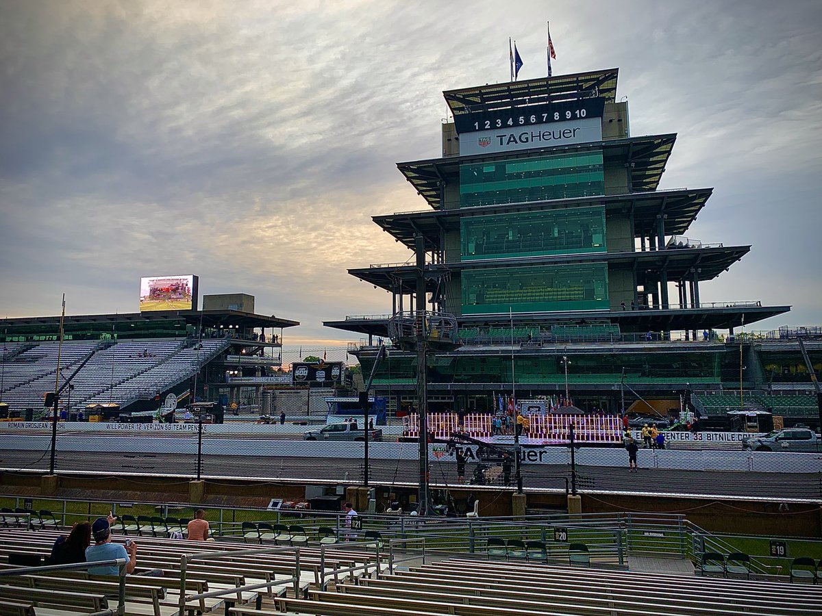 My obligatory race day morning picture. I love this place. 🏁
#ThisIsMay #TrackTeam13

@IMS | @WTHRcom
