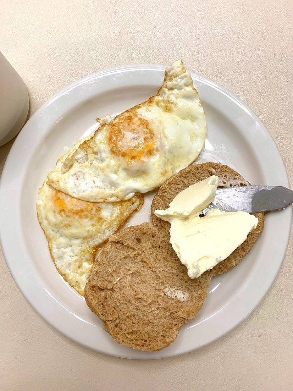 copiecupied's tweet photo. A simple delicious breakfast 😊 https://t.co/ZTBcygrCe9
