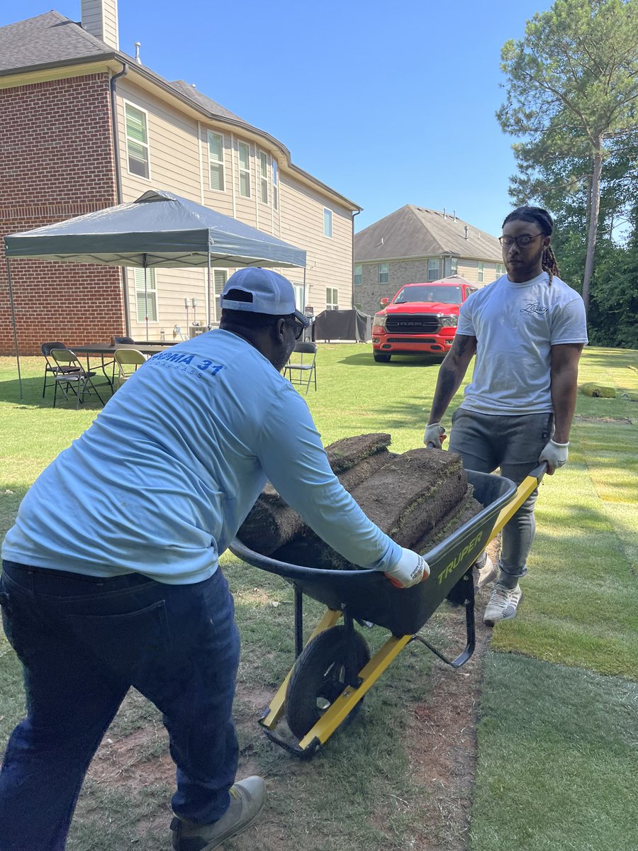 BermudaGrassCentral tweet media