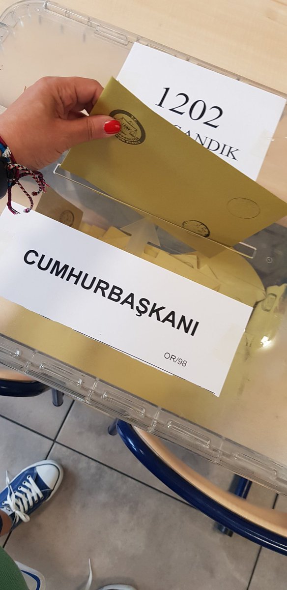 Arzu Özdemir (@arzuzdmr8) on Twitter photo Sn. <a href="/kilicdarogluk/">Kemal Kılıçdaroğlu</a>,oyumuz da, gönlümüz de sizinle…🫶🏻 Haydi! herkese oy kullanmaya... Sn. <a href="/kilicdarogluk/">Kemal Kılıçdaroğlu</a>,oyumuz da, gönlümüz de sizinle…🫶🏻 Haydi! herkese oy kullanmaya...