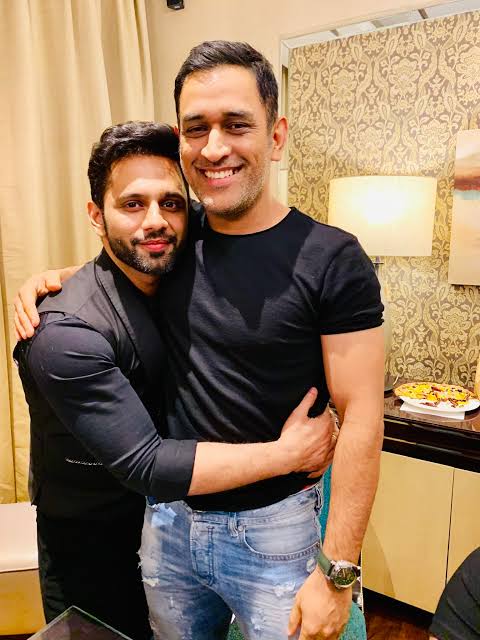 Go for it ms dhoni 🏆

#MSDhoni #RahulVaidya