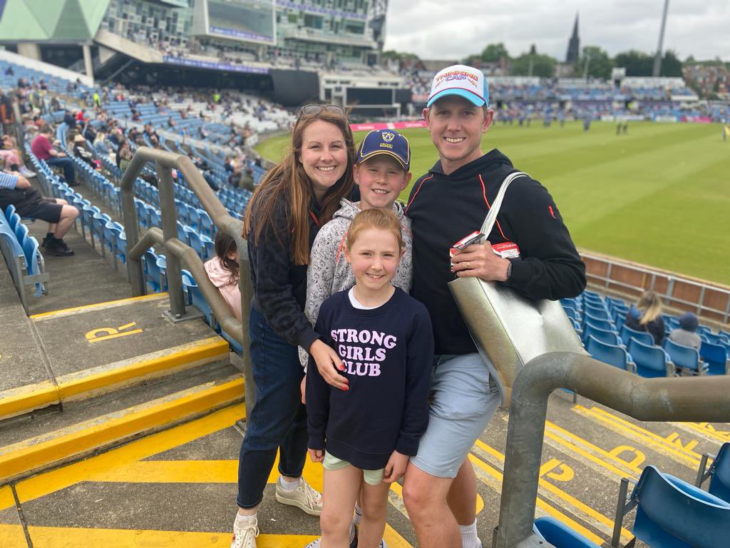 #yorkshirefamily @YorkshireCCC