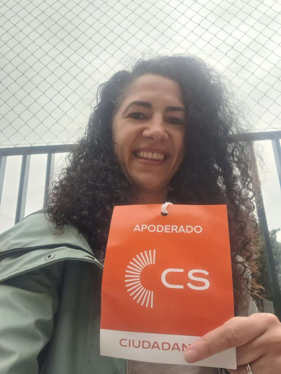 🧡 Más fotos de nuestros #ApoderadosCS en nuestro distrito de Hortaleza

#28M